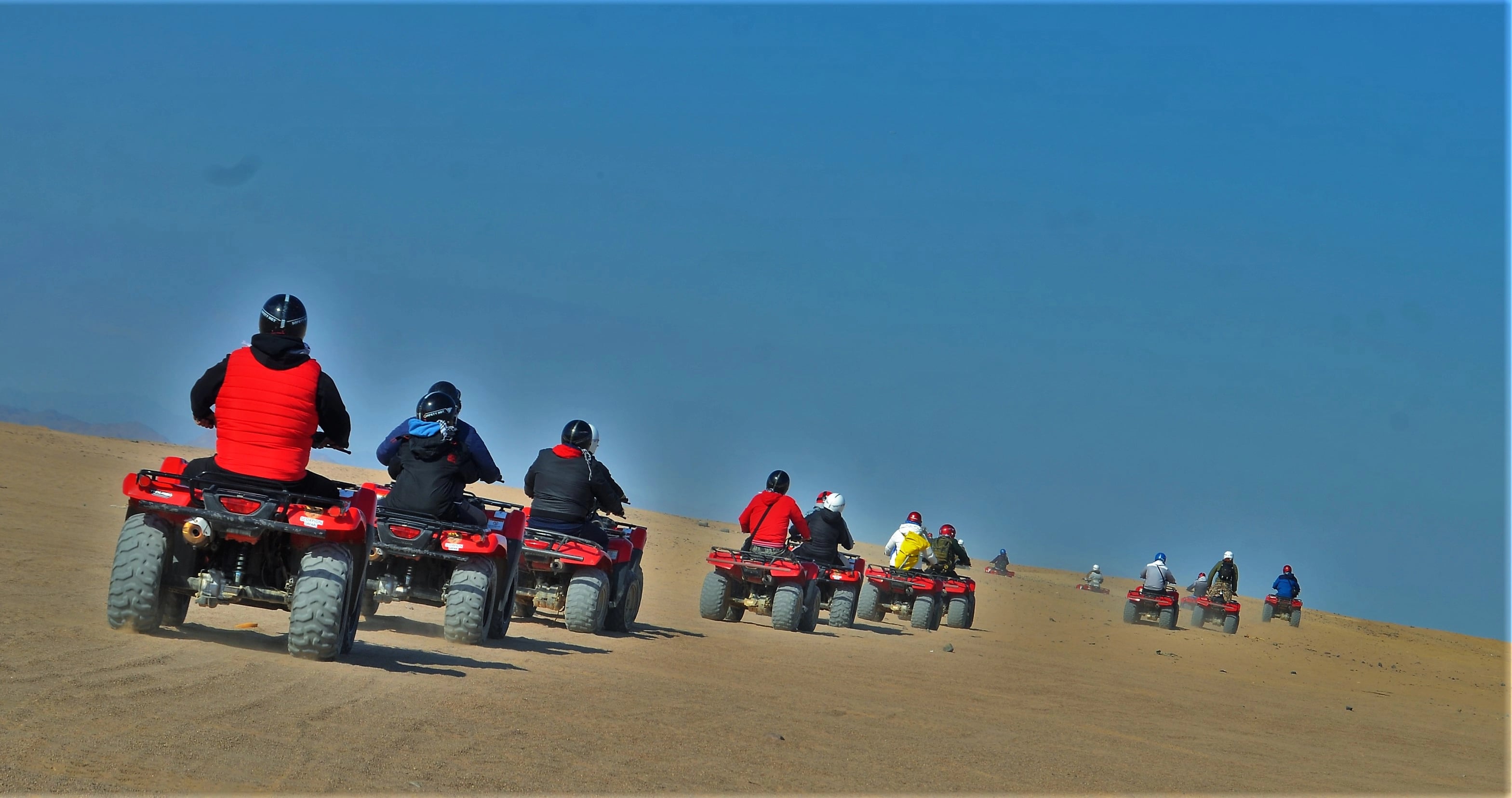 Tour ATV quad avec balade à chameau dans le désert d'Hurghada